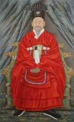 Portrait of King Gojong who
                    became Korea's first emperor (Emperor Gwangmu)